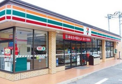 コンビニ　セブンイレブン文京向丘2丁目店（コンビニ）まで216m