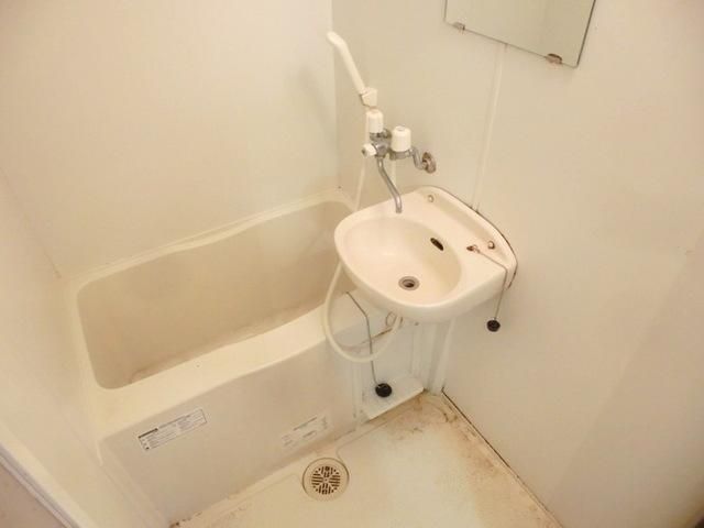 バス・シャワールーム　お部屋探しは株式会社　タウンハウジング　までお気軽にお問合…