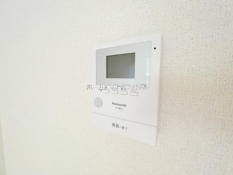 セキュリティ　モニター付きインターホンで安心です♪