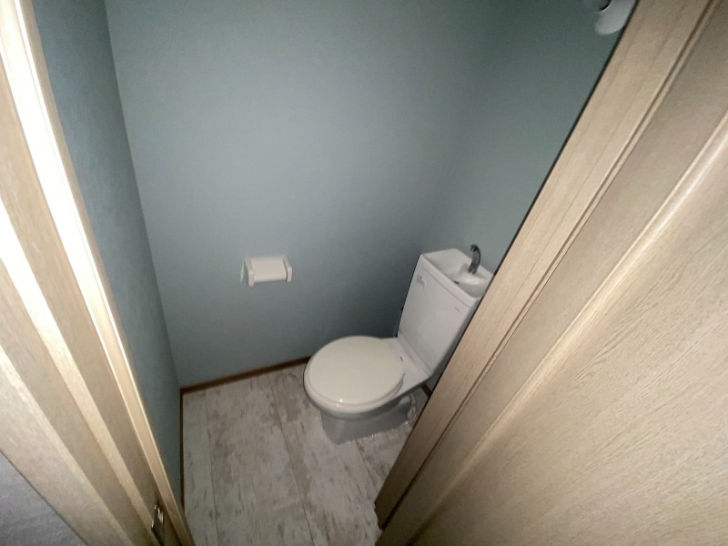 トイレ　※他部屋参考写真