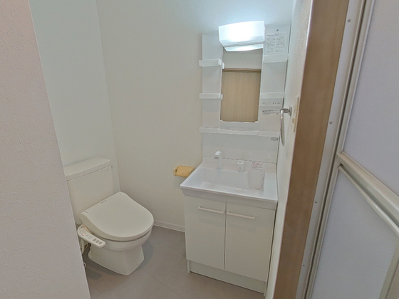 洗面設備　※別部屋の写真です