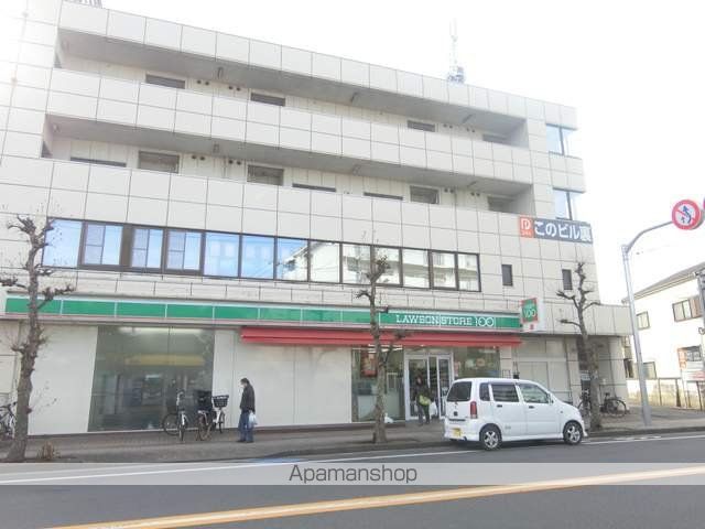 コンビニ　ローソンストア１００（コンビニ）まで373m