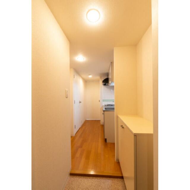 玄関　※写真は同タイプ住戸です。