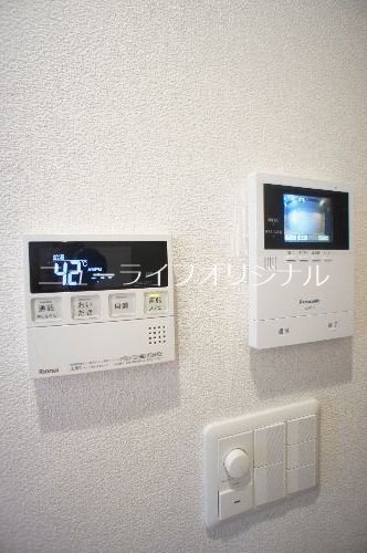 セキュリティ　突然の来客にも安心なモニター付インターホン！