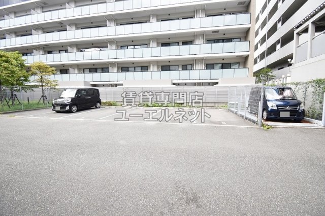 駐車場　敷地内駐車場
