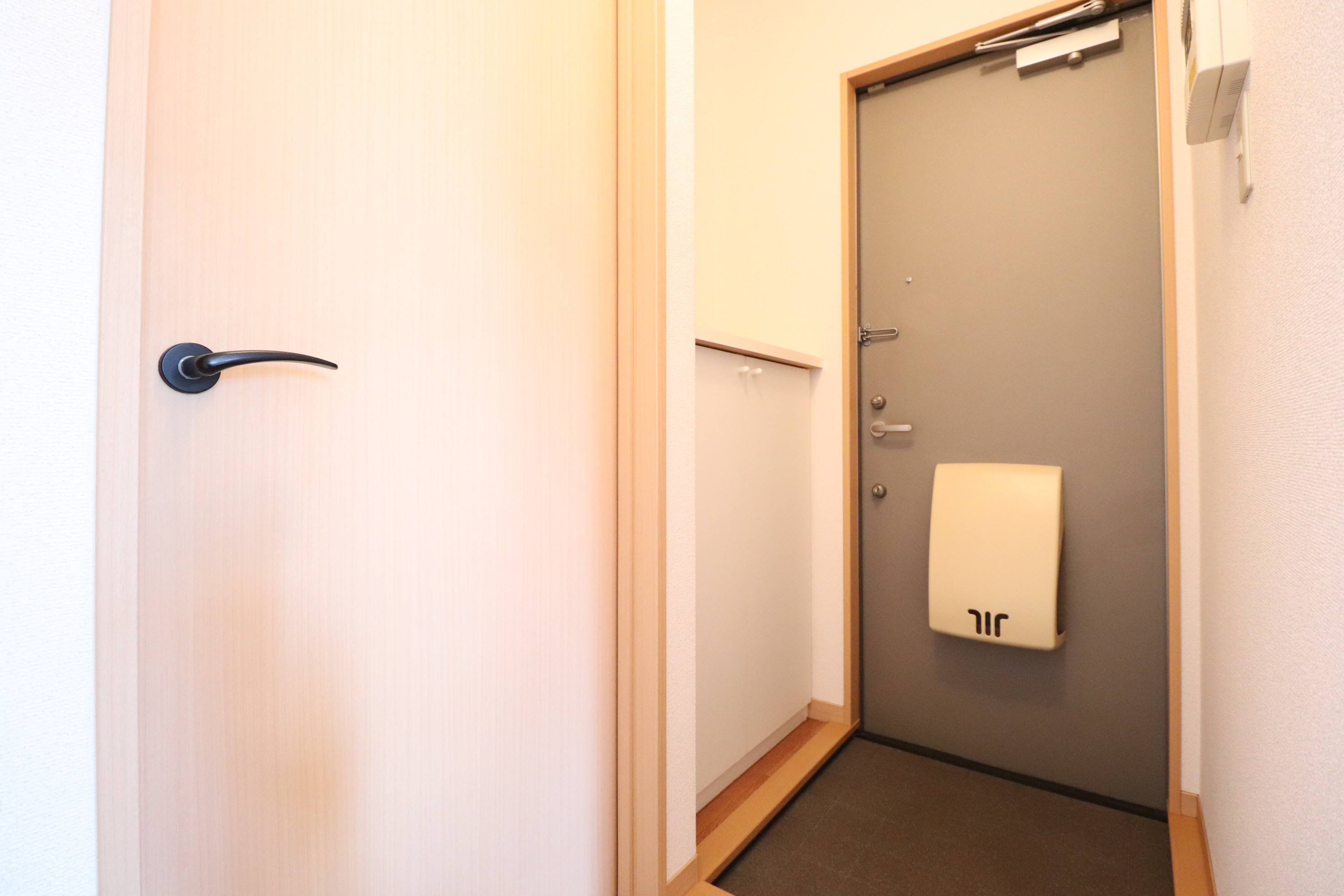 玄関　シューズbox付きの玄関♪