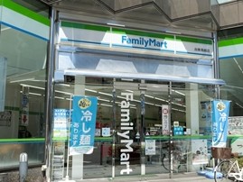コンビニ　ファミリーマート台東鳥越店（コンビニ）まで174m