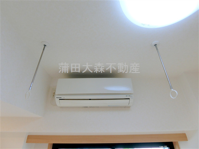 その他設備　エアコン　室内物干し
