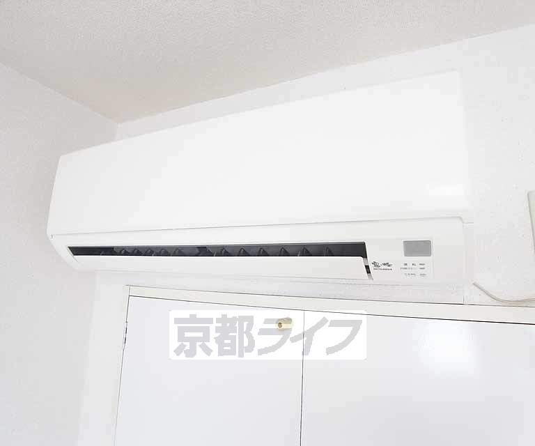 その他設備　エアコン１基ございます。