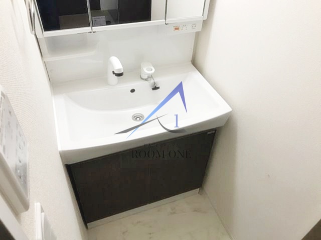 洗面設備　洗面台です。