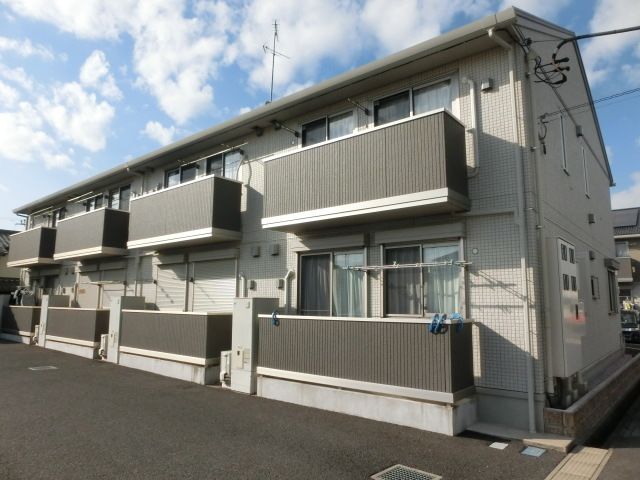 建物外観　2013年築の物件です
