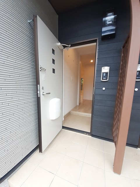 エントランス　※他の居室を参照