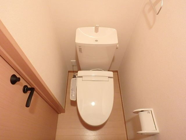 トイレ　別の号室の写真です