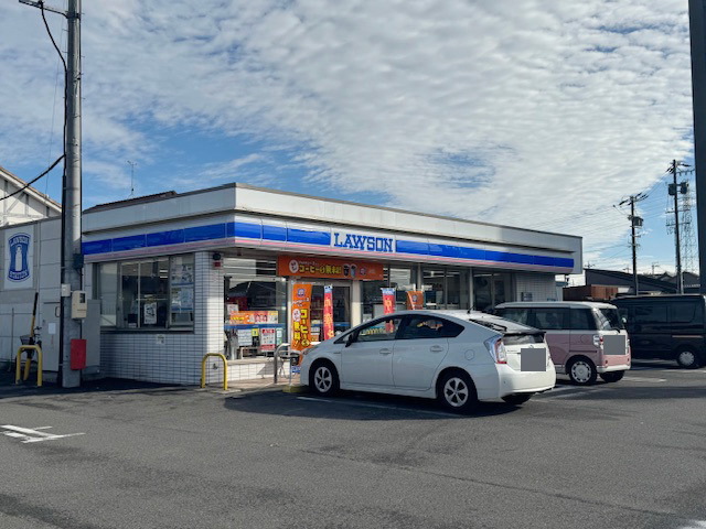 コンビニ　ローソン甚目寺坂牧東店（コンビニ）まで1050m