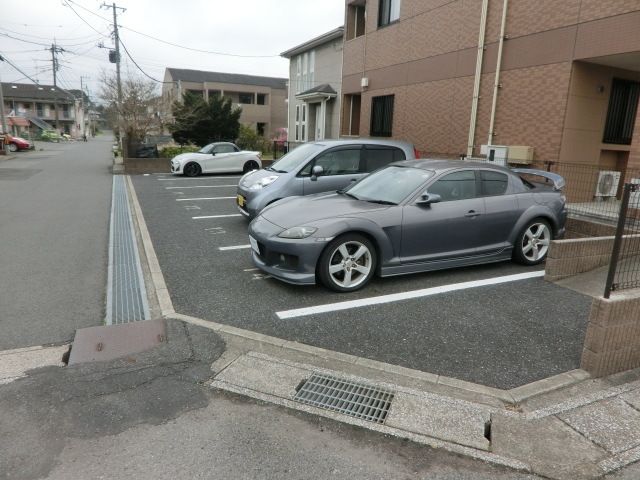 駐車場　敷地内の駐車場です