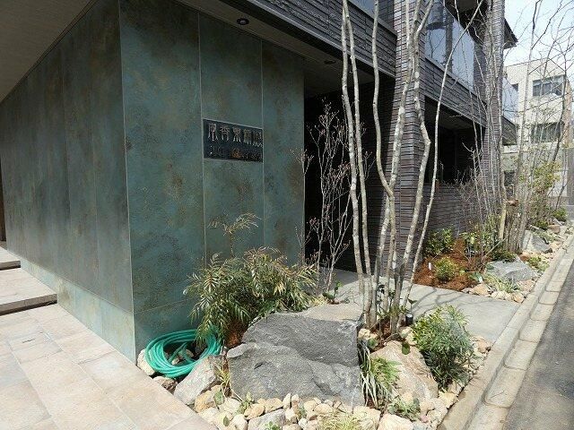 エントランス　建物の内部です