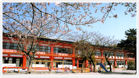 幼稚園・保育園　鴨江幼稚園（幼稚園・保育園）まで329m