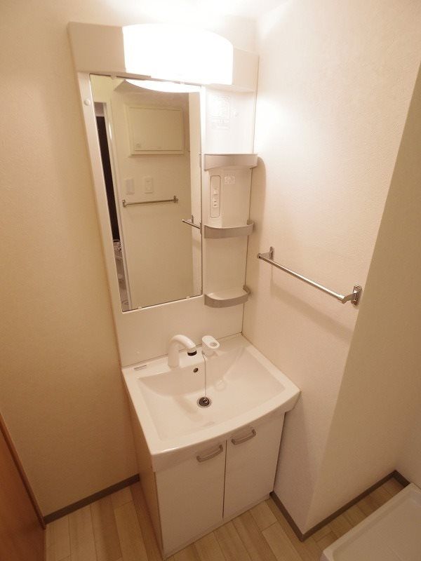 洗面設備　※同仕様写真
