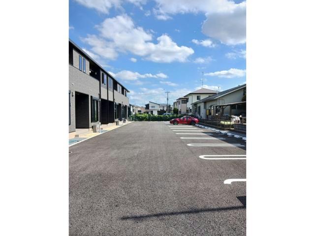 駐車場　駐車場