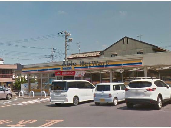 コンビニ　ミニストップ深谷桜ヶ丘店（コンビニ）まで617m