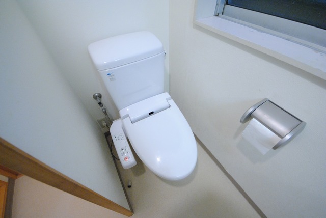 トイレ　写真は２Ｃ号室