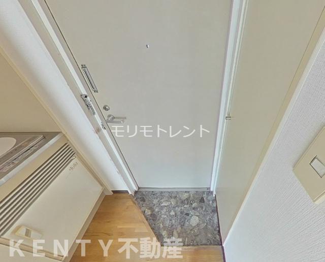 玄関　収納もある玄関です