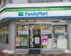 コンビニ　ファミリーマート板橋南ときわ台店（コンビニ）まで70m