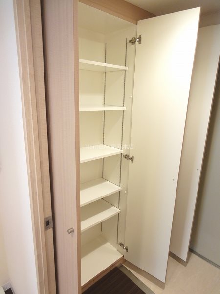 収納　同物件別部屋