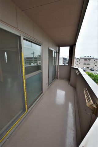 バルコニー　同業者施工イメージ