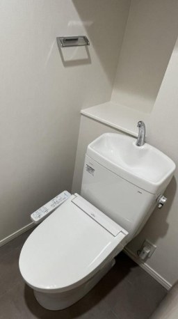 トイレ　トイレ