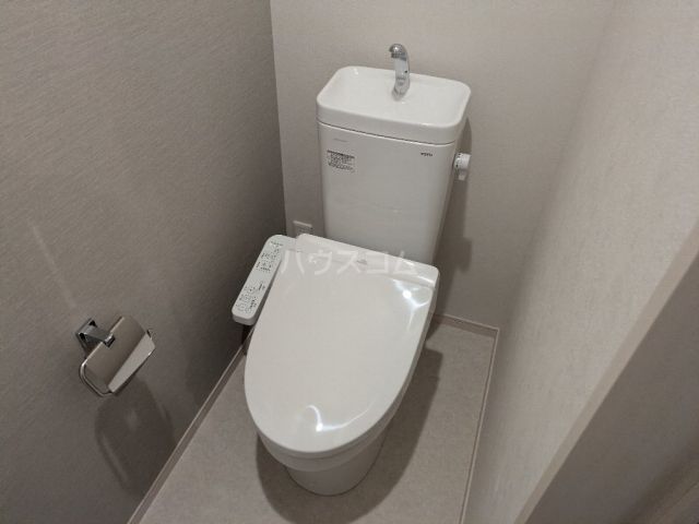 北区西ヶ原3丁目戸建のトイレ写真