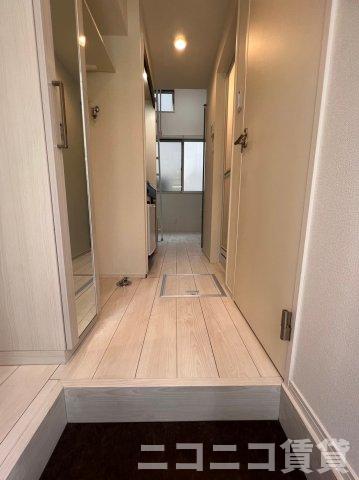 玄関　別号室イメージの為、現状を優先致します。
