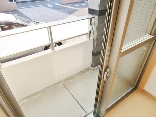 バルコニー　同じ施工会社さんの参考画像です。