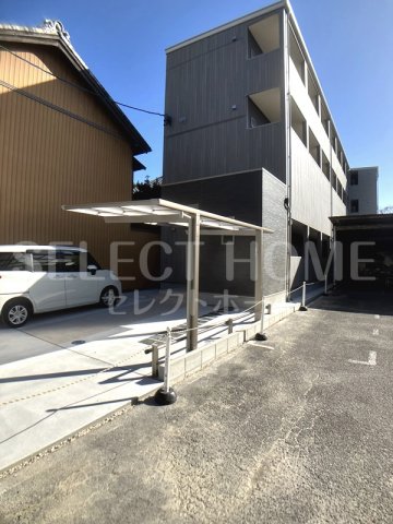 建物外観　落ち着いた雰囲気の外観です