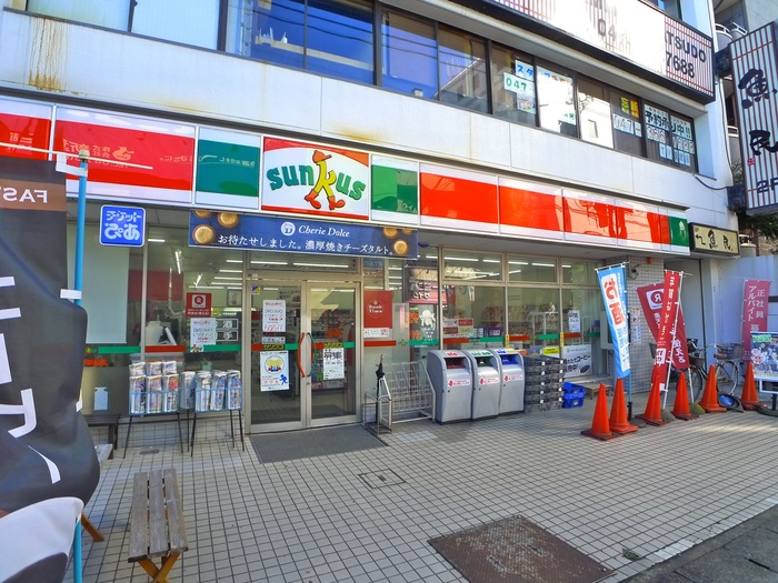 コンビニ　サンクス（コンビニ）まで63m
