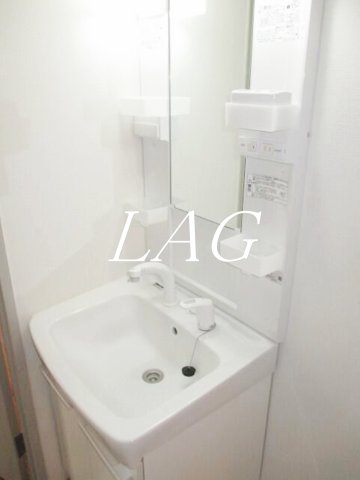 洗面設備　独立洗面台です。