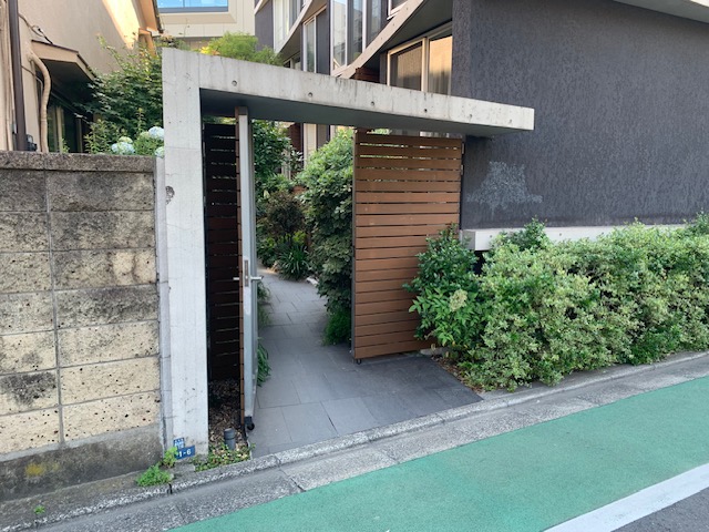 エントランス
