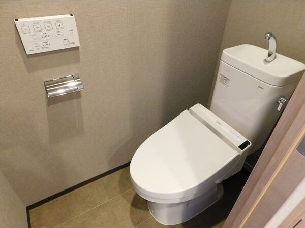 トイレ　名古屋で一番初期費用の安い賃貸専門の不動産会社です(^^)