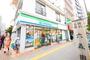 コンビニ　ファミリーマート　六義園店（コンビニ）まで57m