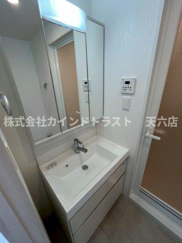 洗面設備　洗面所です