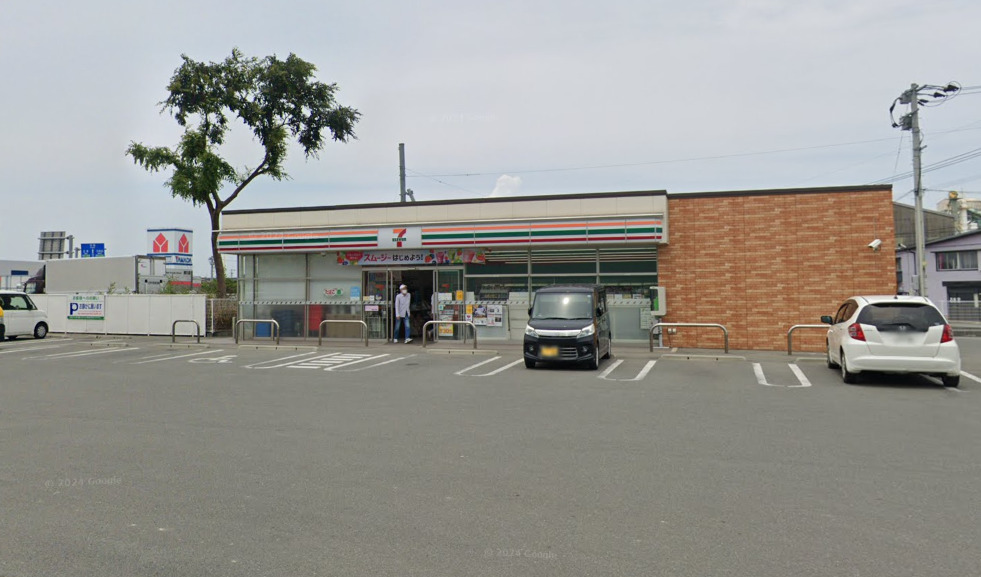 コンビニ　セブンイレブン 柳川蓮蒲池店（コンビニ）まで550m