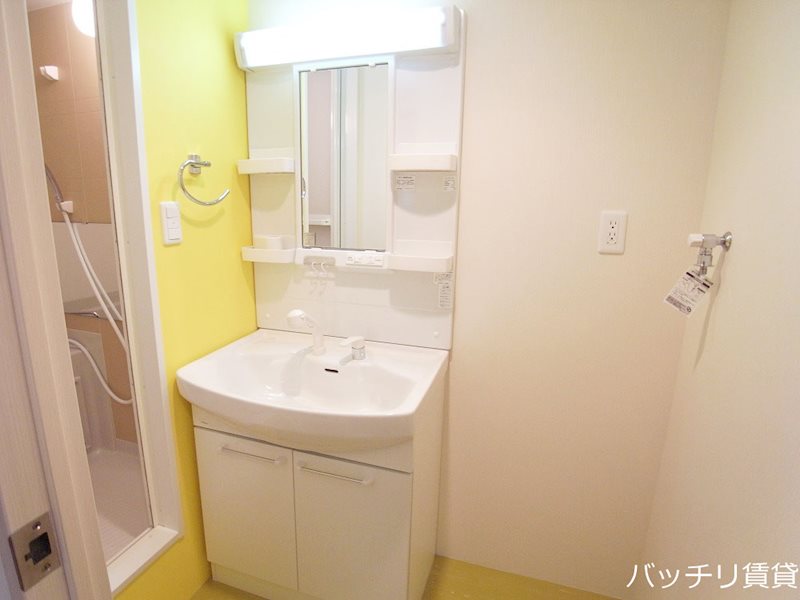洗面設備　※同マンション別部屋写真のため、現状優先。