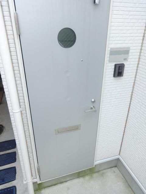 その他　★★お洒落な玄関ドアです★★