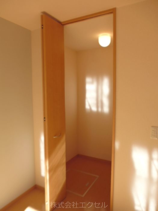 収納　（同建物別室の写真です。）