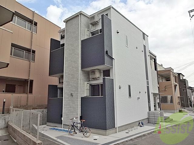 建物外観　豊中市宝山町「サクラティアラ岡町」