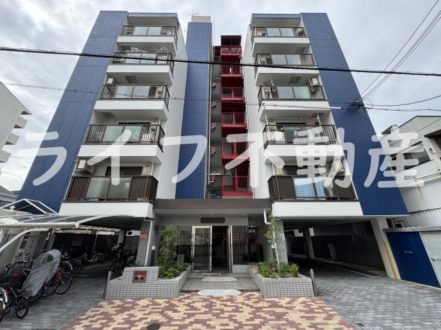 建物外観　外観は落ち着いています
