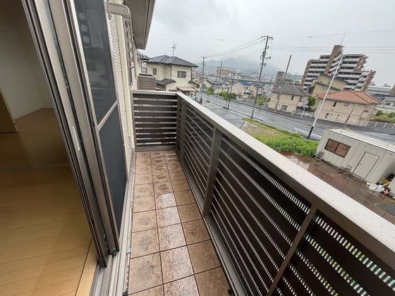 バルコニー　※別部屋の写真です