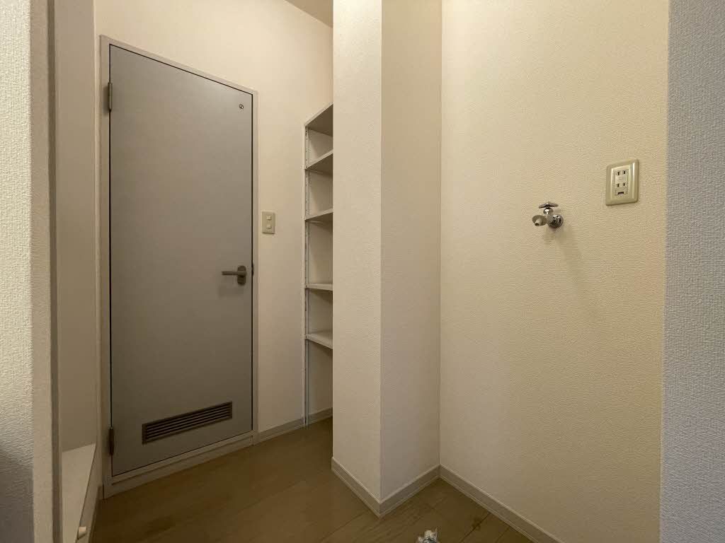 その他　洗濯機置き場