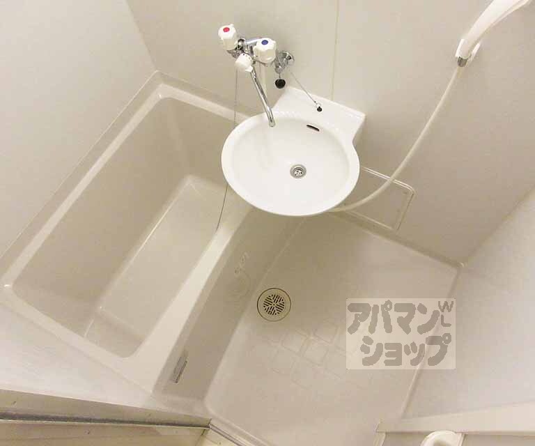 バス・シャワールーム　リラックスできます・