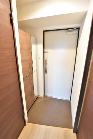 玄関　同物件、類似間取りのイメージ写真です